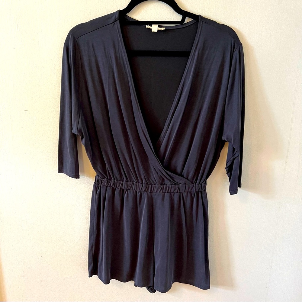 Long sleeve gray romper